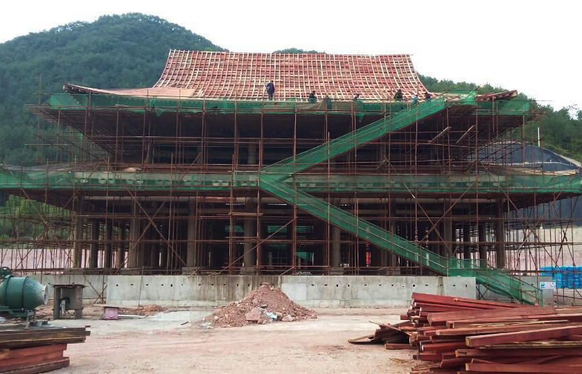 天臺山寺院古建筑施工現場  第1張